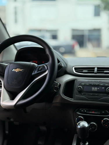 Chevrolet Onix 1.0 MPFI LT 8V FLEX 4P MANUAL