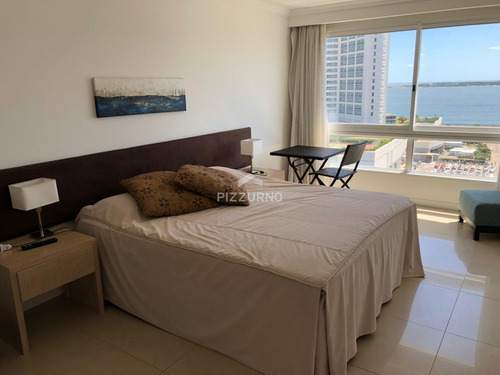 Departamento En Alquiler Zona Conrad- Ref: 193