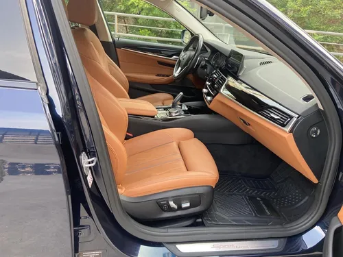 BMW Serie 5 2.0 530ia Sport Line At
