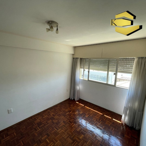 Imagen 3 de 13 de Alquiler Apartamento 2 Dormitorios Centro Montevideo B