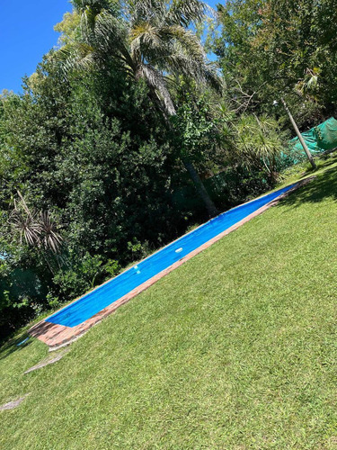 Casa En Venta - 5 Dormitorios 3 Baños - 1200mts2 - La Plata