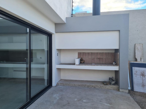 Imagen 18 de 23 de Casa - Duplex Chacra Del Norte