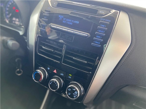Toyota Yaris 1.5 16v Flex Sedan Xl Multidrive