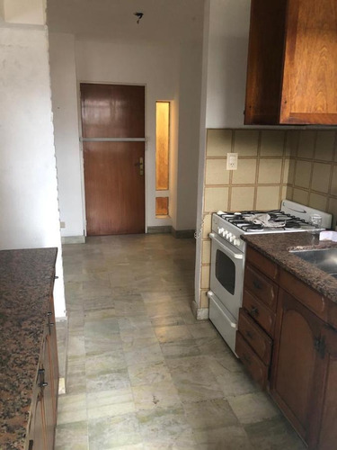 Imagen 2 de 8 de Departamento - Centro