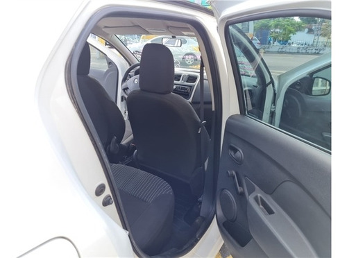 Imagem 7 de 14 de Renault Logan 1.0 12v Sce Flex Authentique Manual