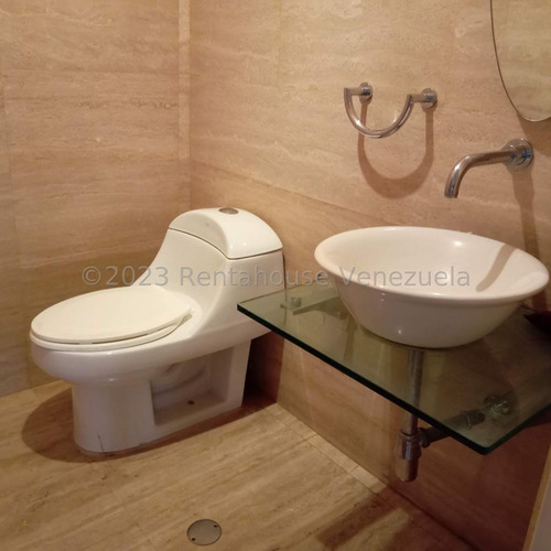 Apartamento En Venta En Chuao Ca 24-27240 Yg