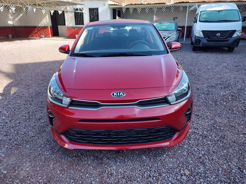Imagen 2 de 8 de Kia Rio 2021 1.6 L Sedan Mt