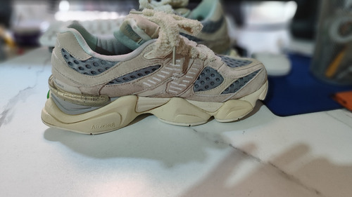 New Balance 9060 Bricks And Woods (Usado)
