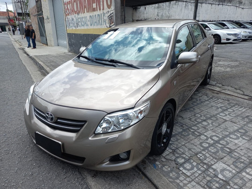 Toyota Corolla 2.0 16v Altis Flex Aut. 4p