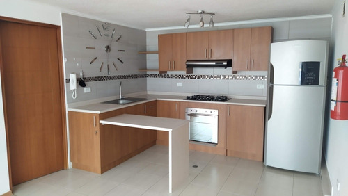 Imagen 3 de 21 de Departamento 3 Dormitorios, 10000 Mt2 De Áreas Verdes