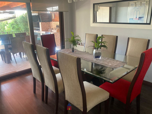 Casa En Venta De 4 Dorm. En La Florida, Alto Macul, Boston