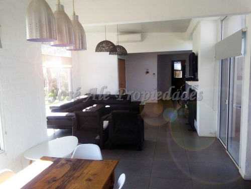 Imagen 6 de 10 de En Venta Casa De Tres Dormitorios Colonia Del Sacramento