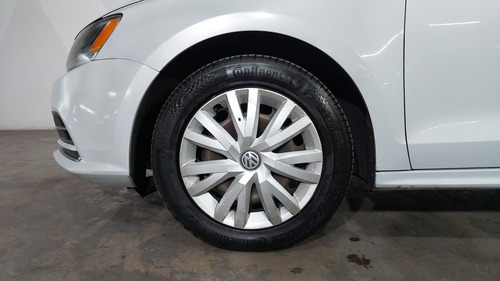 Volkswagen Jetta 2.0 Mt