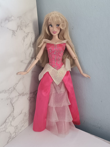 Muñeca Disney Princesas Bella Durmiente 