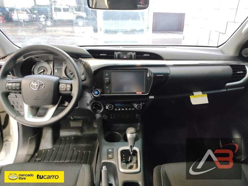 Imagen 8 de 13 de Toyota Hilux Turbo Diesel 4x4