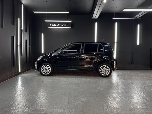 Volkswagen Up! 1.0 HIGHLINE 5P L17
