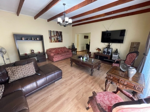 Imagen 19 de 28 de Vende Amplia Y Hermosa Casa (talca)
