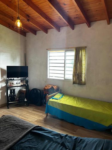 Casa Con Pileta (quinta) Terreno 750mts2