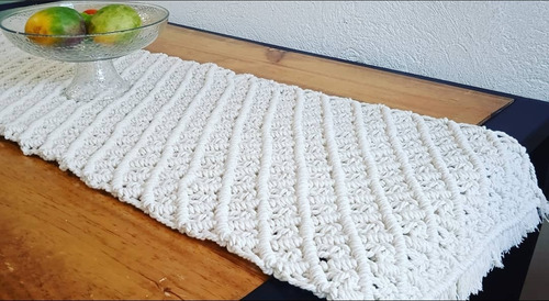 Camino De Mesa Tejido A Macramé Beige
