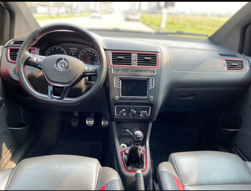 Volkswagen Fox Volkswagen Fox 1.6 16v MSI Pepper (Flex)