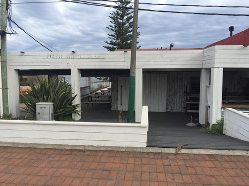 Local - Montoya