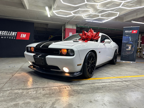 Dodge Challenger 6.4 Srt8 V8 At
