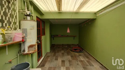 Venta Casa 4 Ambientes Issste