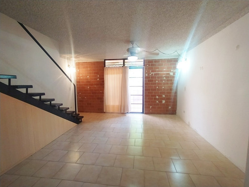Imagen 7 de 14 de Nueva Casarapa Conjunto Residencial La Hacienda