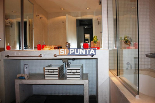 Imagen 3 de 5 de Apartamento En Playa Brava Alquiler