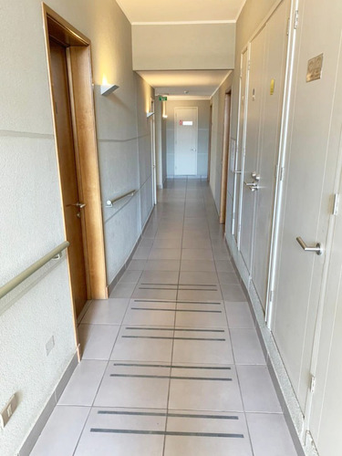 Departamento En Venta De 2 Dorm. En Las Condes