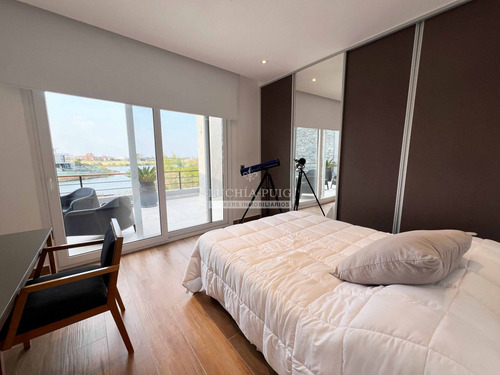 Increible Casa En Venta -vista A La Laguna Y Golf -el Canton