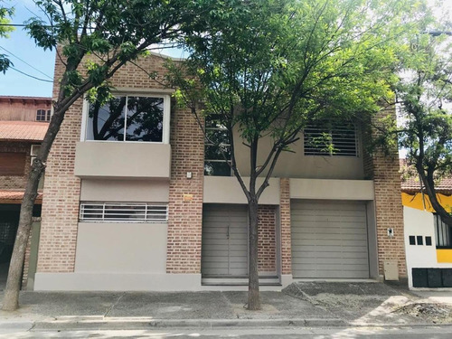 Imagen 2 de 7 de Vendo Casa 170 M2 - 3 Dormi - Quincho- Pileta Cipoletti