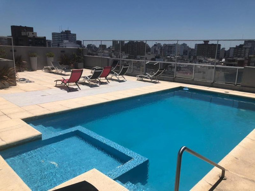 Venta De 4 Ambientes Con Cochera En Caballito. Vista A Pulmón De Manzana