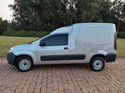 Imagem 11 de 12 de Fiat Fiorino 2016 1.4 Flex 4p