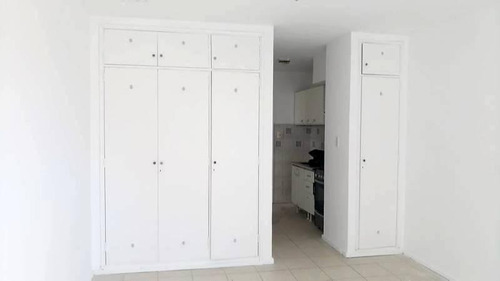 Imagen 3 de 10 de Se Vende Monoambiente Zona Centro