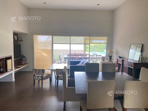 Imagen 7 de 30 de Casa En Venta En El Canton - Maroto Propiedades-