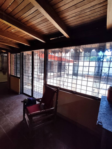 Pm Casa Con Uso Comercial En Alquiler En La Viña Valencia