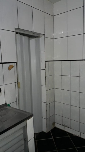 Imagem 6 de 10 de Casa 2 Pavimentos Na Av.itabuna - 749