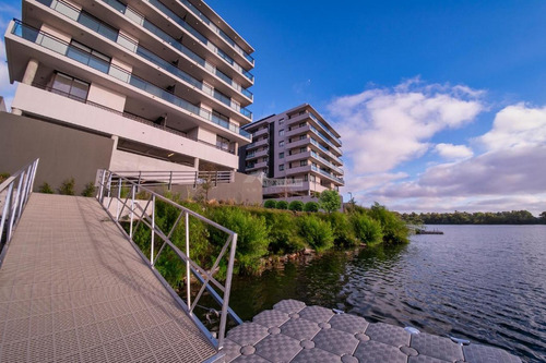 Venta Apartamento 2 Dormitorios Shangrila Edificio Interlagos Entre Av. Americas Y Giannatassio