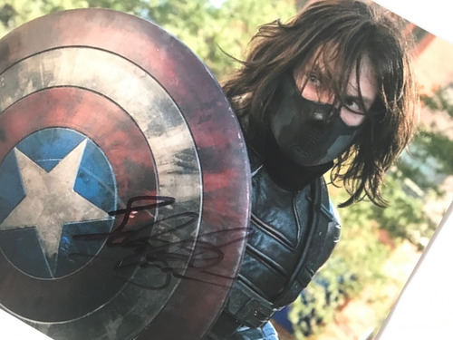 Autografo De Sebastian Stan Bucky Soldado Del Invierno Certi (Usado)