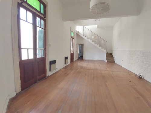 Casa En Venta 4 Dormitorios Jardin Garaje Apto Cred Permuta
