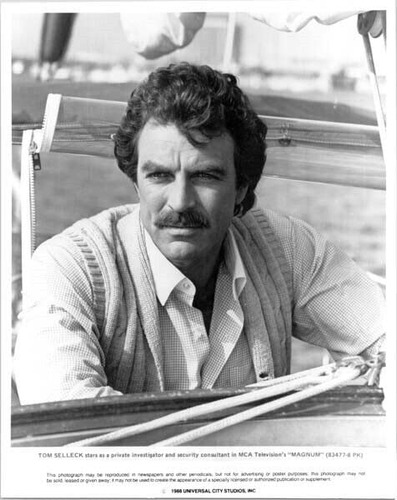 Tom Selleck Como Magnum Cardigan Manga 8x10  Foto