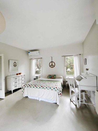 Imagen 12 de 30 de Venta Casa 7 Ambientes En Barrio Golf Club Argentino Con Jardín Y Pileta