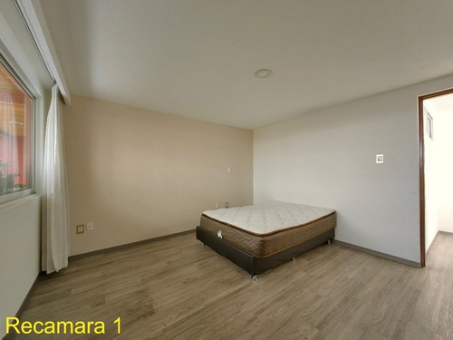 Casa En Condominio En Col. Del Valle / 282m2