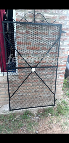 Imagen 8 de 10 de Malla Metál Romboidal Desplegado 20x50mm Rollo 1,20 X 12mts
