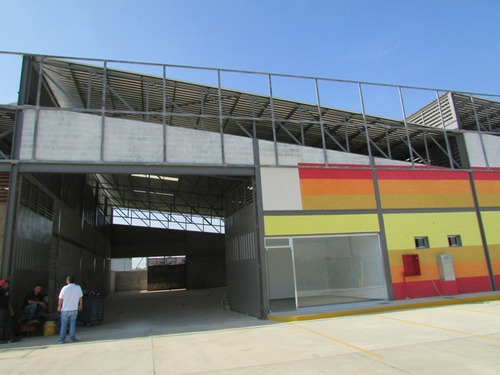 Imagen 2 de 12 de Se/alquila/galpon/590mt2/zona/industrial/mayo2022/sandraniño