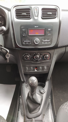Imagen 11 de 13 de Renault Logan 2021