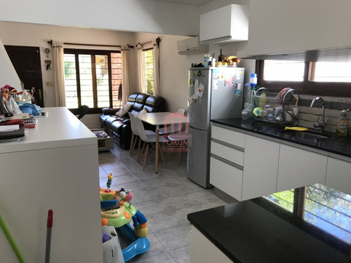 Casa En Venta Jardines De Cordoba 2 Dormitorios- Ref: 1856