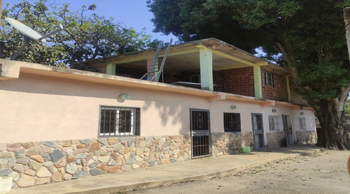Nyl Asein2514 Vende Amplia Casa En El Sector Los Pacheco En Yagua, Edo. Carabobo