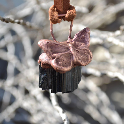 Imagen 5 de 10 de Collar Mariposa, Piedra Turmalina Negra, Cuero, Cod1